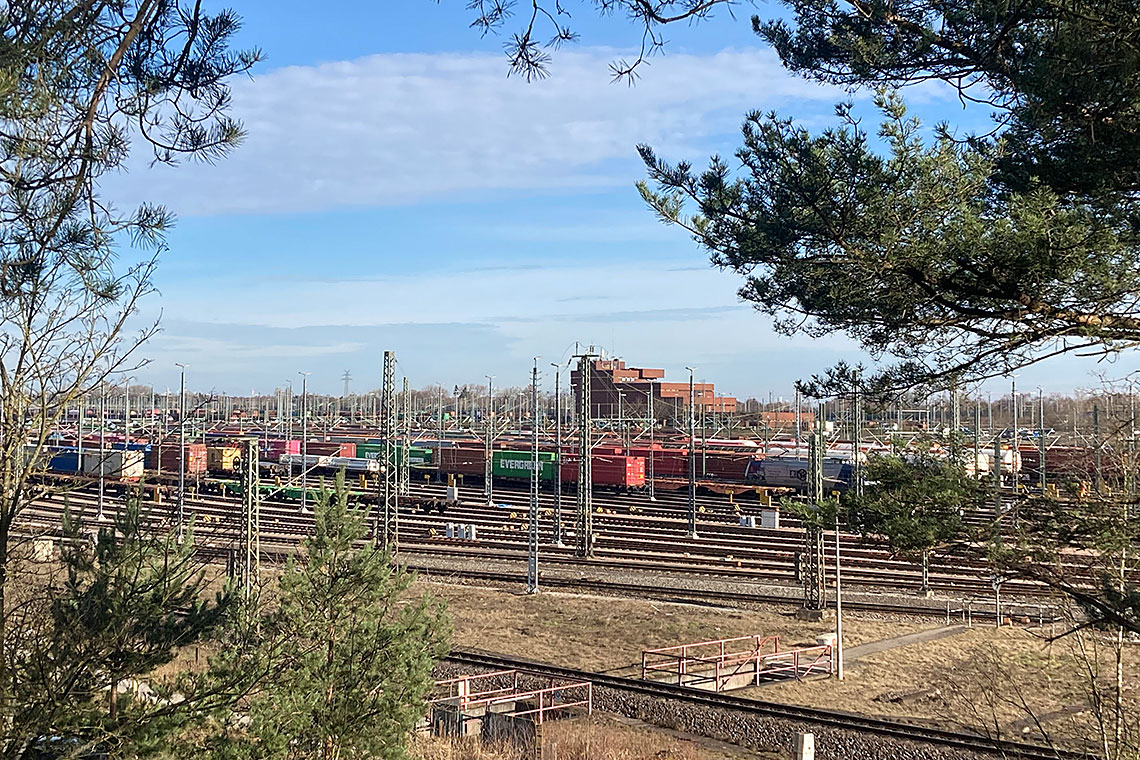 Im Süden von Hamburg: der große Rangierbahnhof